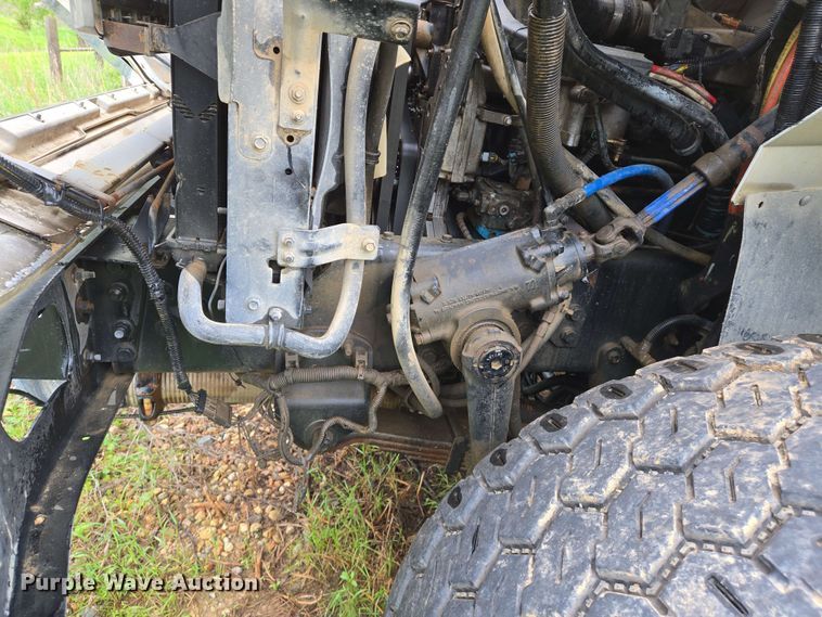 image for item EJ7550 2011 International 7500 water truck