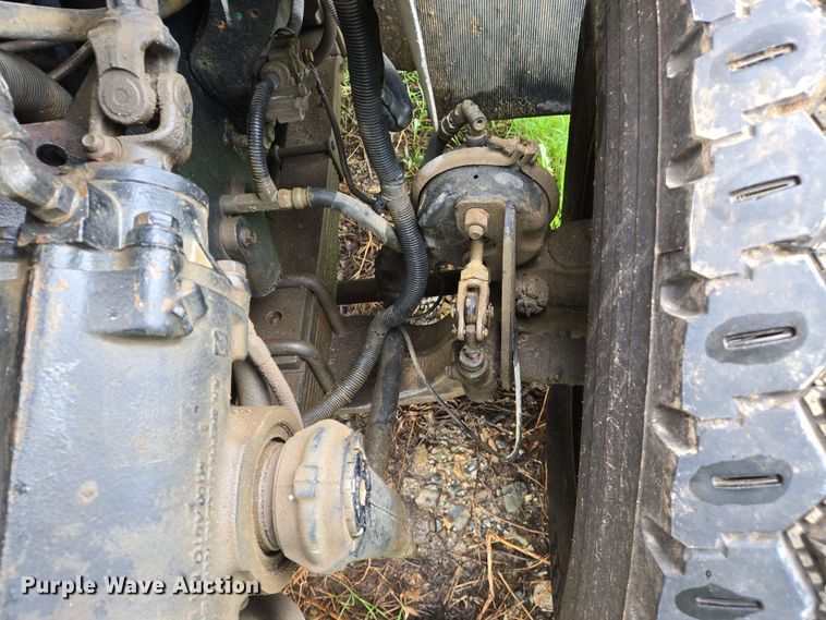 image for item EJ7550 2011 International 7500 water truck