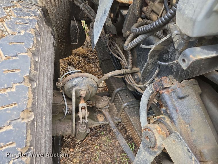 image for item EJ7550 2011 International 7500 water truck