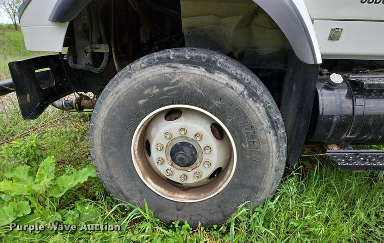 image for item EJ7550 2011 International 7500 water truck