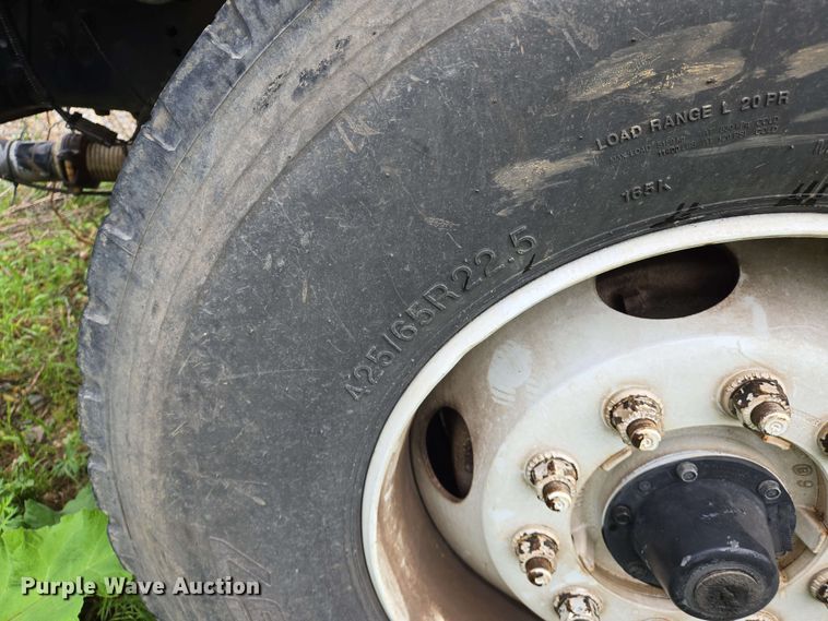 image for item EJ7550 2011 International 7500 water truck