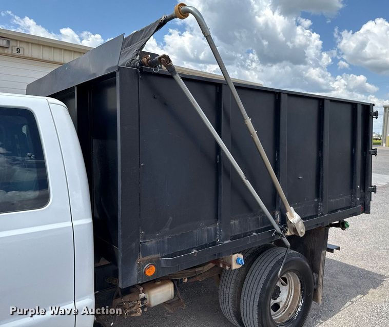 image for item EJ8781 2012 Ford F350 Super Duty XL SuperCab dump bed pickup truck