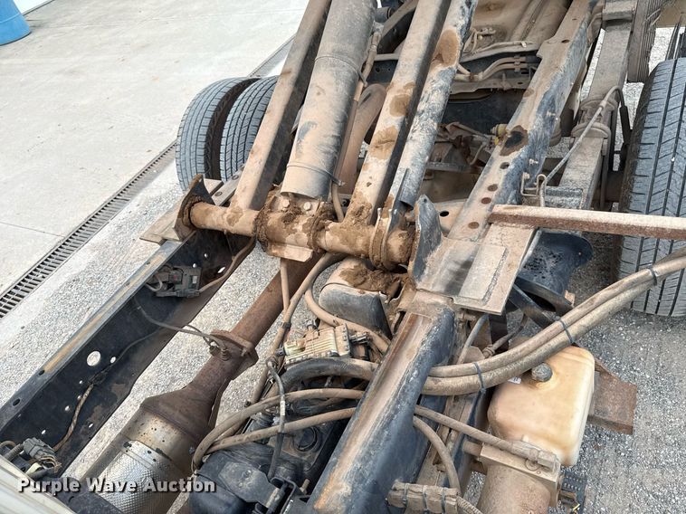 image for item EJ8781 2012 Ford F350 Super Duty XL SuperCab dump bed pickup truck