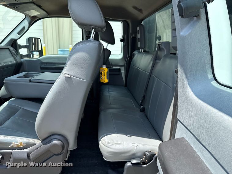 image for item EJ8781 2012 Ford F350 Super Duty XL SuperCab dump bed pickup truck