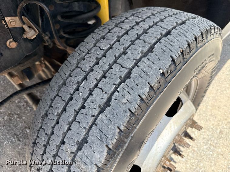 image for item EJ8781 2012 Ford F350 Super Duty XL SuperCab dump bed pickup truck