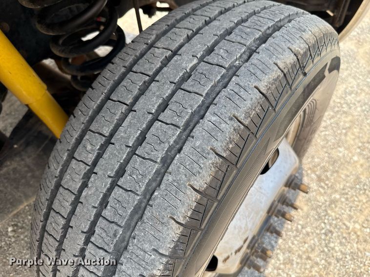 image for item EJ8781 2012 Ford F350 Super Duty XL SuperCab dump bed pickup truck