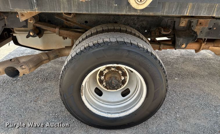 image for item EJ8781 2012 Ford F350 Super Duty XL SuperCab dump bed pickup truck