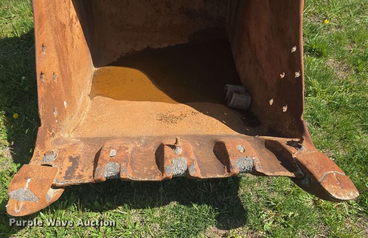 image for item EK5218 Esco excavator bucket