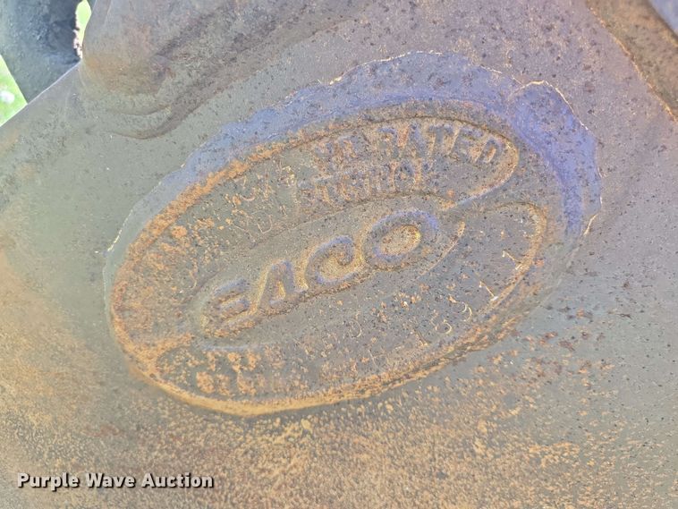 image for item EK5218 Esco excavator bucket