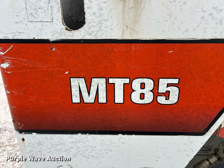 image for item EK8039 2016 Bobcat MT85 compact utility loader