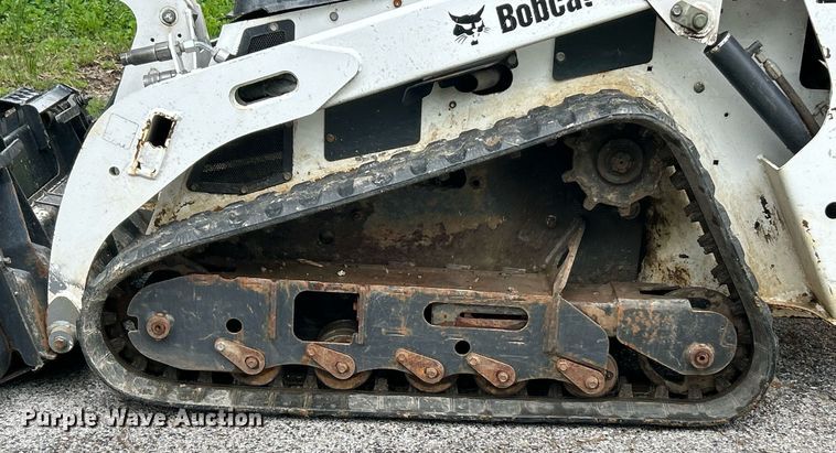 image for item EK8039 2016 Bobcat MT85 compact utility loader