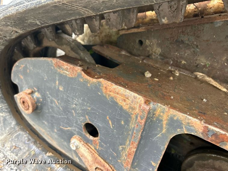 image for item EK8039 2016 Bobcat MT85 compact utility loader