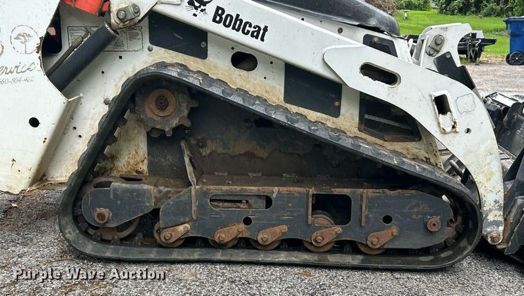 image for item EK8039 2016 Bobcat MT85 compact utility loader