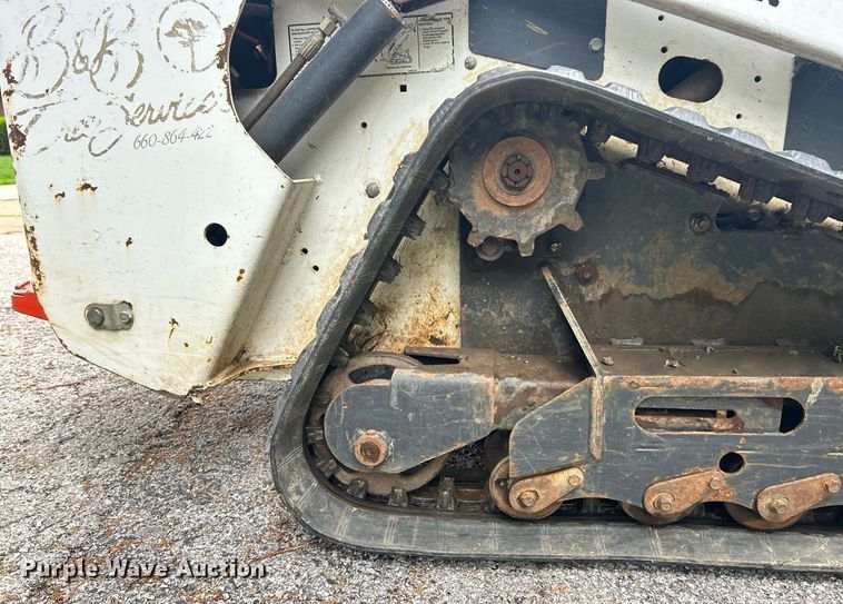 image for item EK8039 2016 Bobcat MT85 compact utility loader