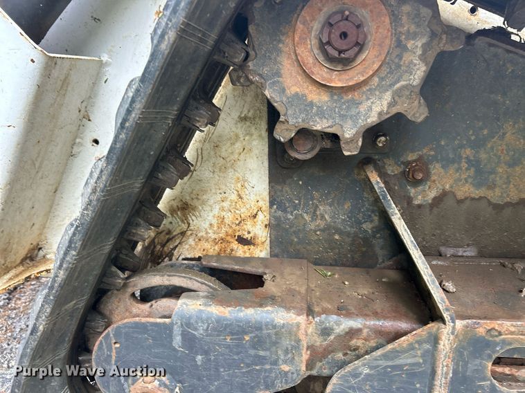 image for item EK8039 2016 Bobcat MT85 compact utility loader