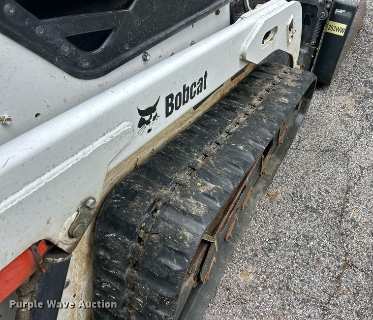 image for item EK8039 2016 Bobcat MT85 compact utility loader