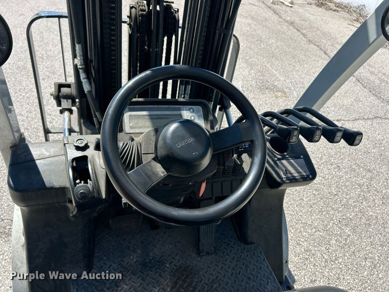 image for item EK8047 2017 UniCarriers PF50 forklift