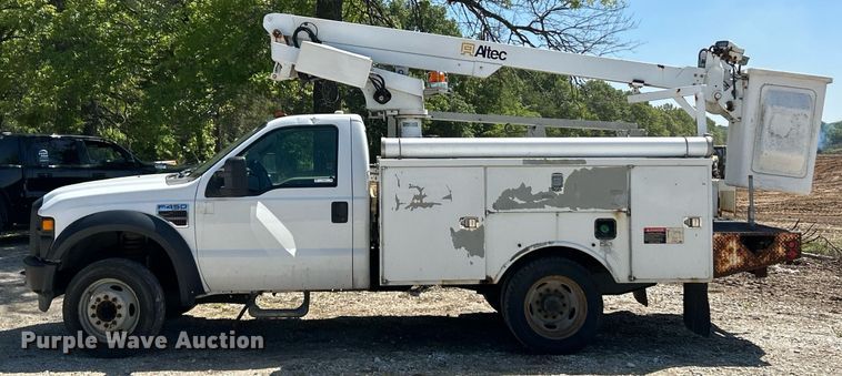 image for item EK8063 2009 Ford F450 Super Duty XL bucket truck