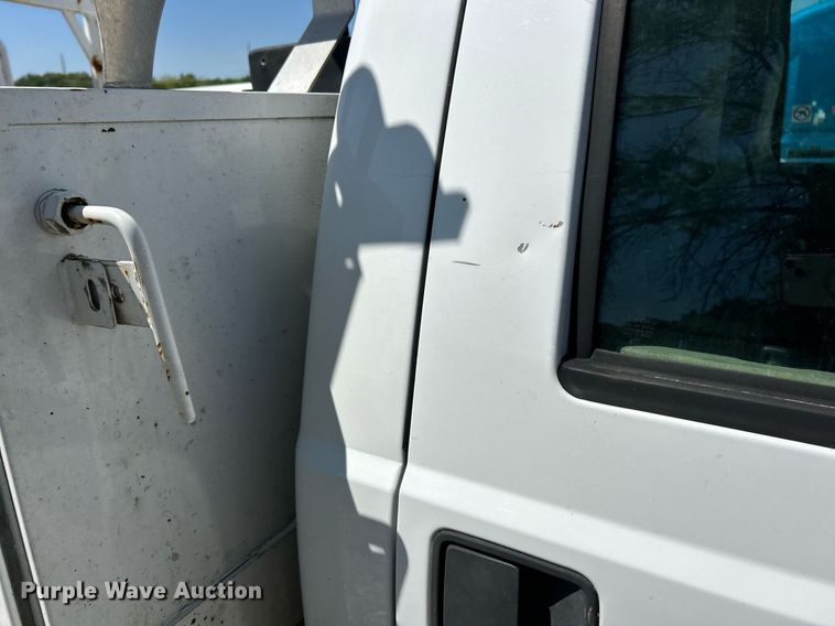 image for item EK8063 2009 Ford F450 Super Duty XL bucket truck