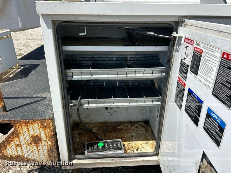 image for item EK8063 2009 Ford F450 Super Duty XL bucket truck