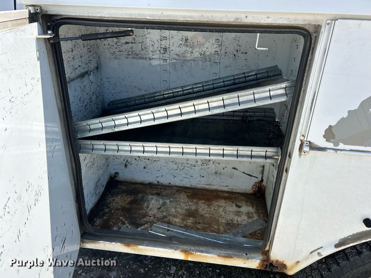 image for item EK8063 2009 Ford F450 Super Duty XL bucket truck