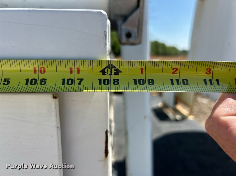 image for item EK8063 2009 Ford F450 Super Duty XL bucket truck