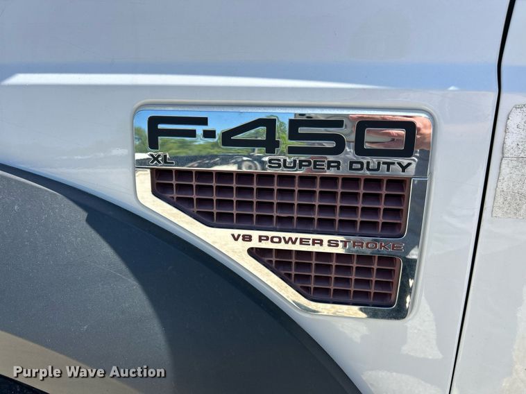 image for item EK8063 2009 Ford F450 Super Duty XL bucket truck