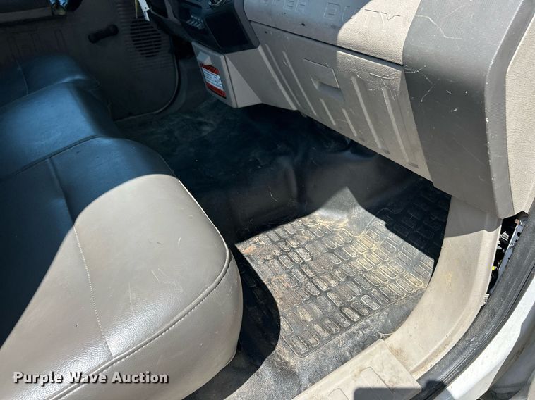 image for item EK8063 2009 Ford F450 Super Duty XL bucket truck