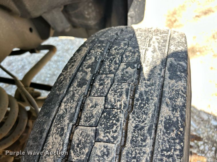 image for item EK8063 2009 Ford F450 Super Duty XL bucket truck