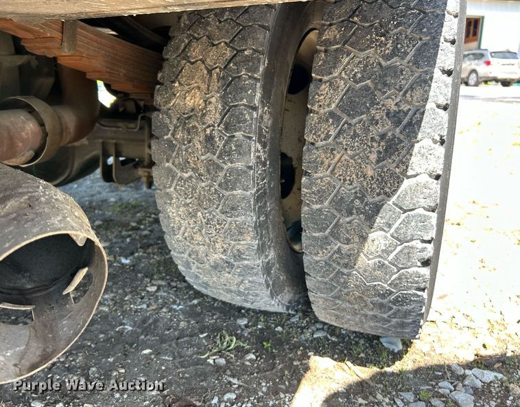 image for item EK8063 2009 Ford F450 Super Duty XL bucket truck