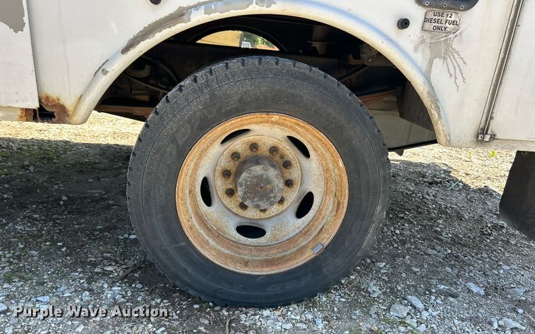 image for item EK8063 2009 Ford F450 Super Duty XL bucket truck