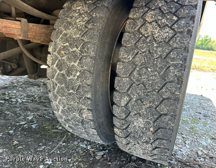 image for item EK8063 2009 Ford F450 Super Duty XL bucket truck