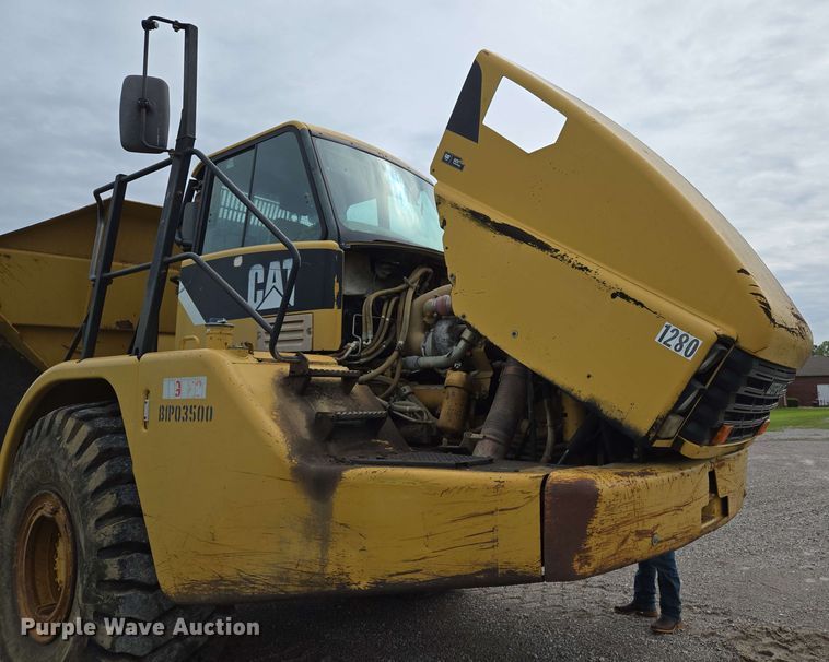 image for item EL2053 2008 Caterpillar 740 haul truck