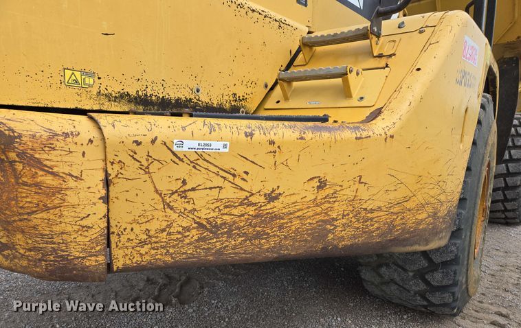 image for item EL2053 2008 Caterpillar 740 haul truck