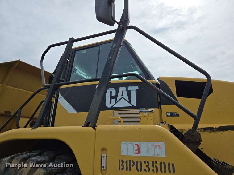 image for item EL2053 2008 Caterpillar 740 haul truck