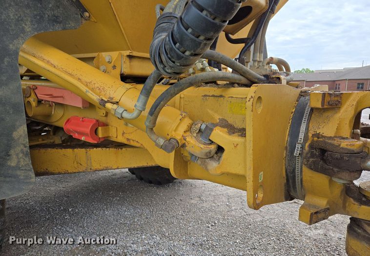 image for item EL2053 2008 Caterpillar 740 haul truck