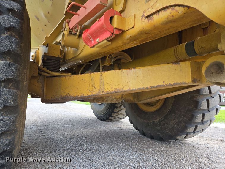 image for item EL2053 2008 Caterpillar 740 haul truck