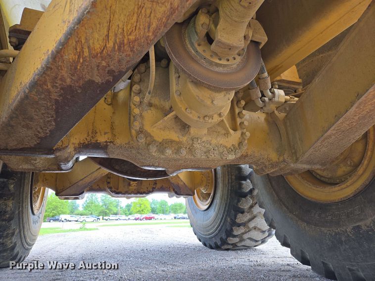 image for item EL2053 2008 Caterpillar 740 haul truck