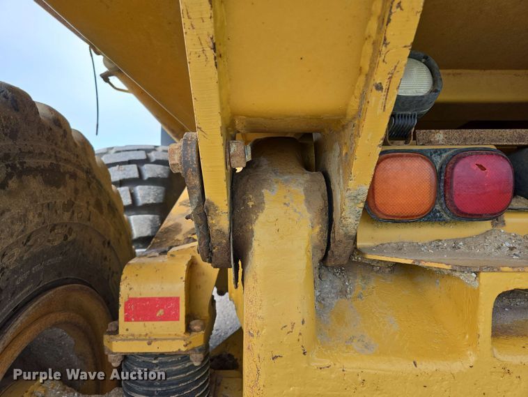 image for item EL2053 2008 Caterpillar 740 haul truck