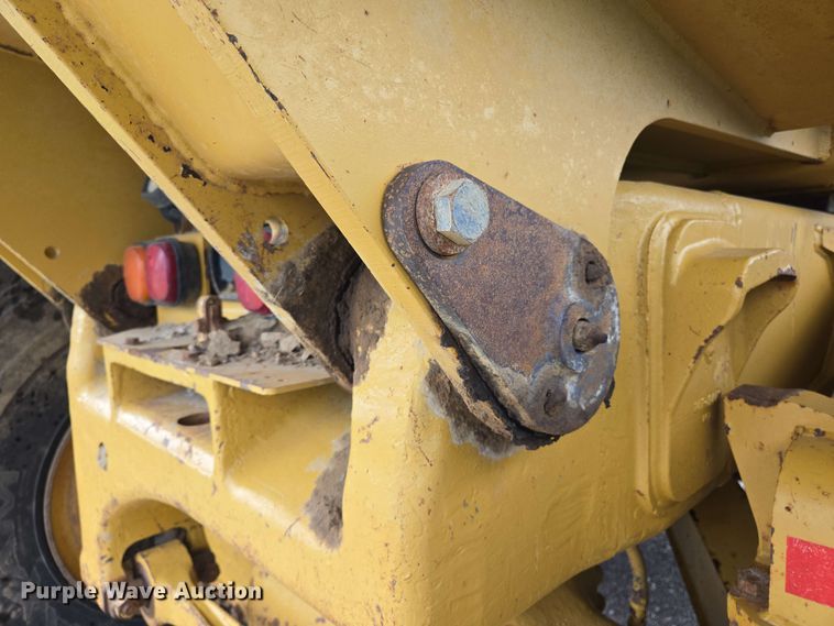 image for item EL2053 2008 Caterpillar 740 haul truck