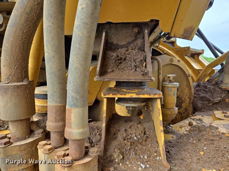 image for item EL2053 2008 Caterpillar 740 haul truck