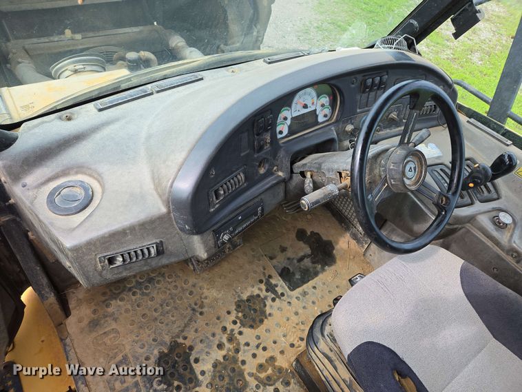 image for item EL2053 2008 Caterpillar 740 haul truck