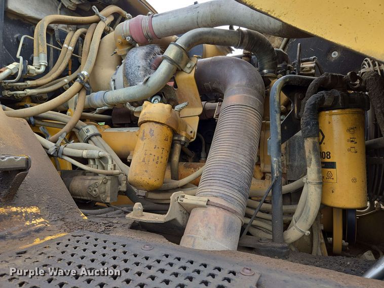 image for item EL2053 2008 Caterpillar 740 haul truck