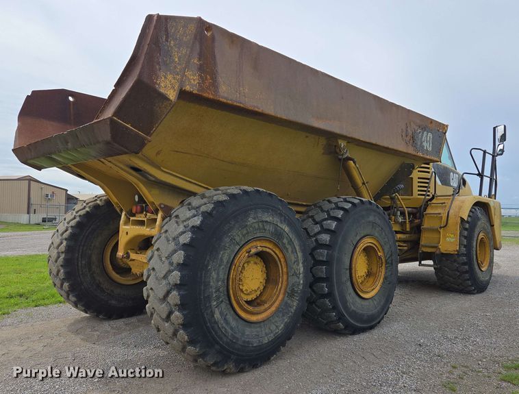 image for item EL2054 2010 Caterpillar 740 haul truck