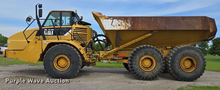 image for item EL2054 2010 Caterpillar 740 haul truck