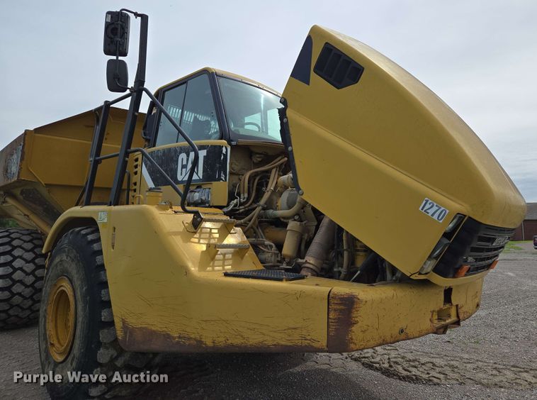image for item EL2054 2010 Caterpillar 740 haul truck
