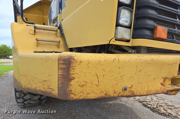 image for item EL2054 2010 Caterpillar 740 haul truck