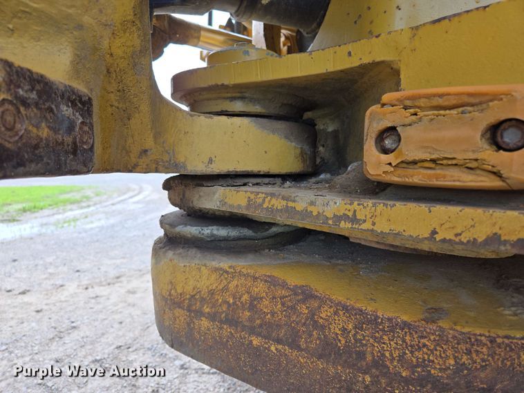 image for item EL2054 2010 Caterpillar 740 haul truck