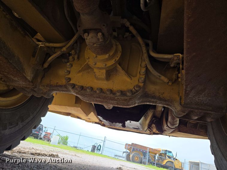image for item EL2054 2010 Caterpillar 740 haul truck