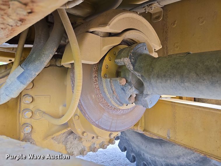 image for item EL2054 2010 Caterpillar 740 haul truck